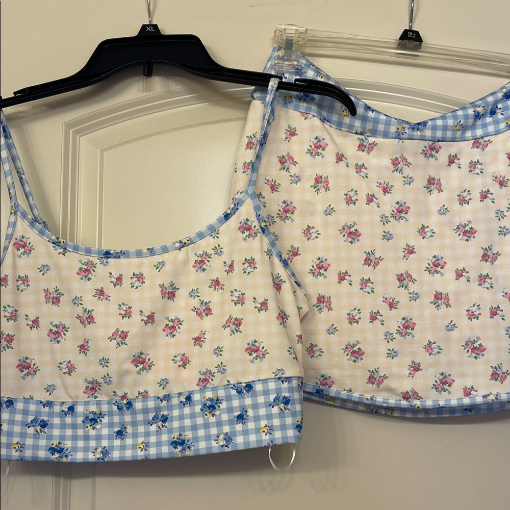 Floral Blue and White Women's Skort